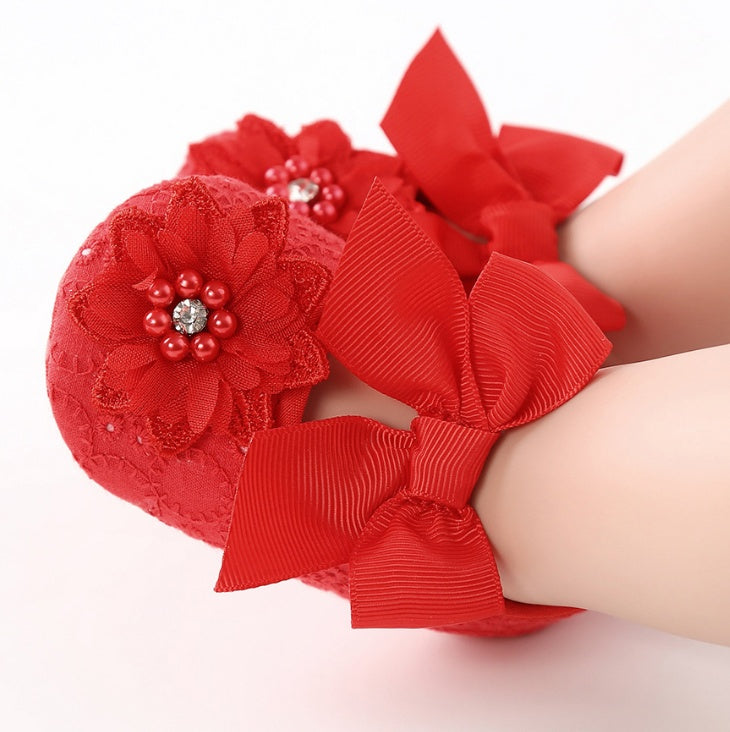 Floret Lace Baby Shoes – Soft, Pretty & Princess-Ready