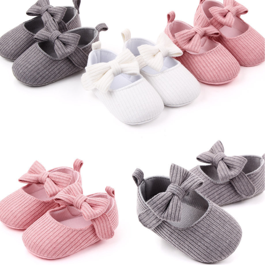 Bow Knit Baby Moccs